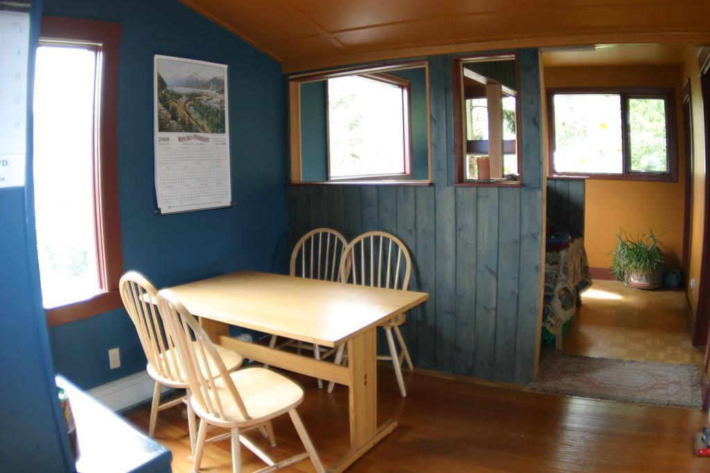 Historical Guest House Whitehorse Bagian luar foto