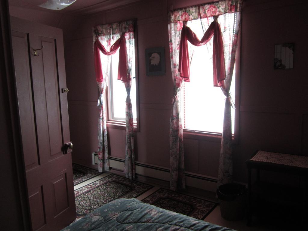 Historical Guest House Whitehorse Ruang foto