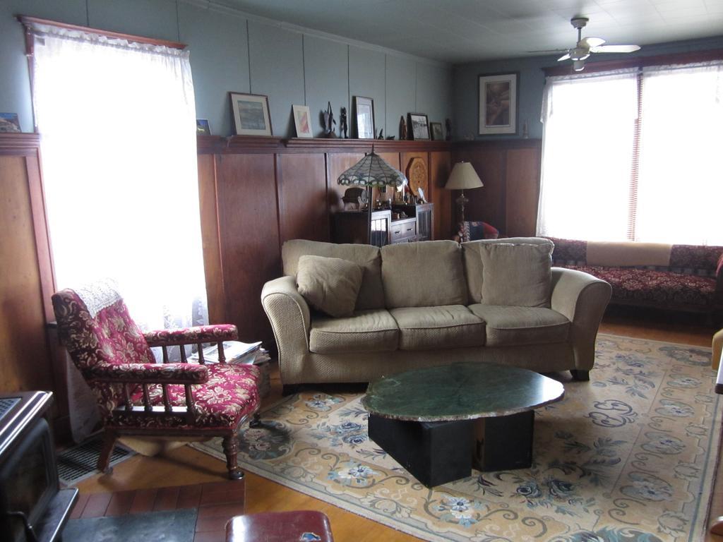 Historical Guest House Whitehorse Bagian luar foto