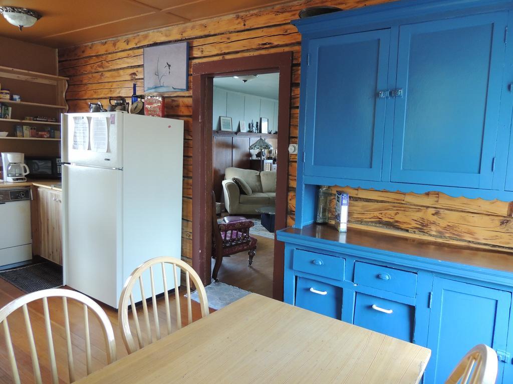 Historical Guest House Whitehorse Bagian luar foto